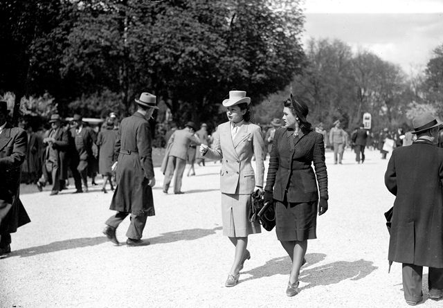 History of Fashion 1940's 1950's