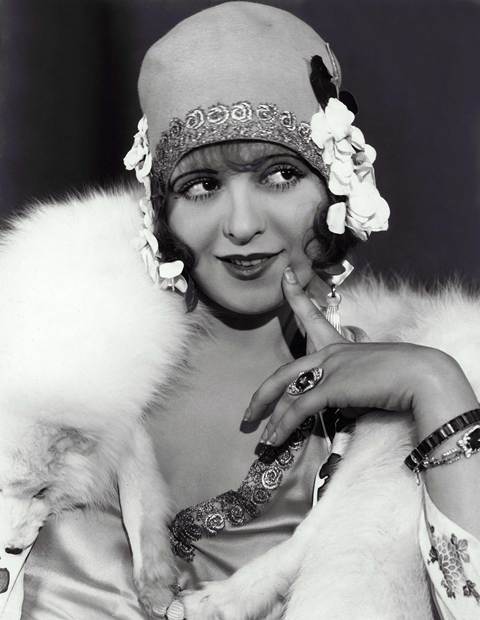 Icon Biography Clara Bow