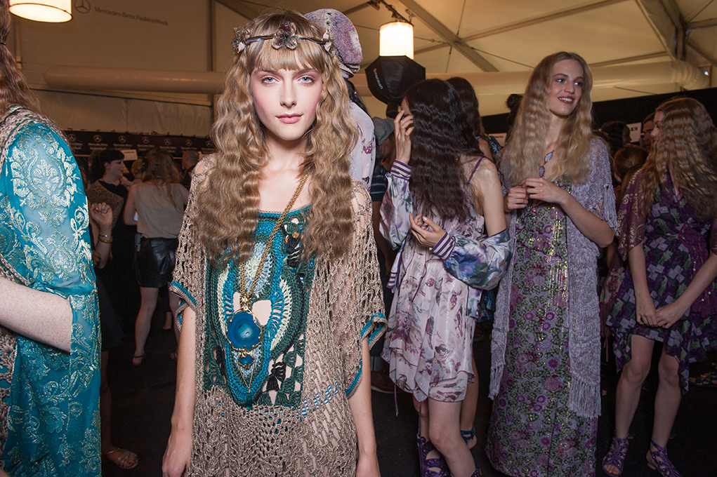 SS14 Backstage Image©Anna Sui