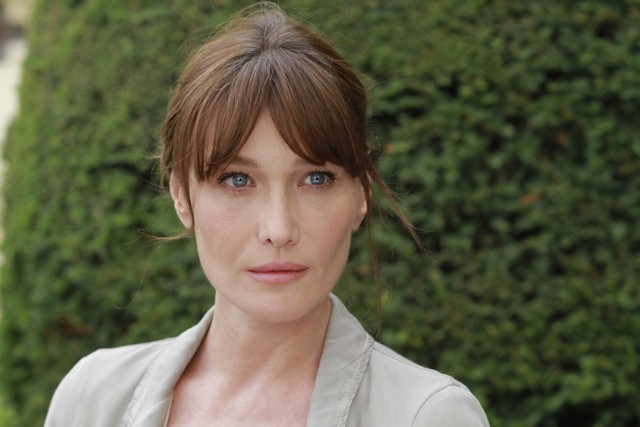 Fashion Model Biography Carla Bruni