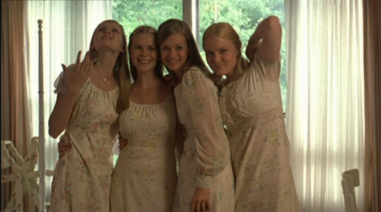 Fashion in Films 1990s The Virgin Suicides