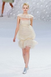 Nude Catwalk: Fashion History Explained Catwalk Yourself