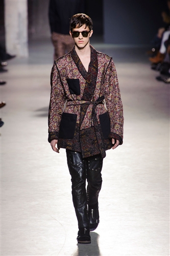 Dries Van Noten - Catwalk Yourself