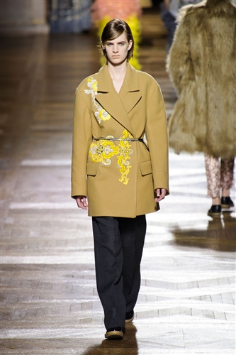 Dries Van Noten - Catwalk Yourself