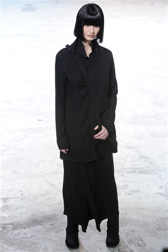 Yohji Yamamoto - Catwalk Yourself