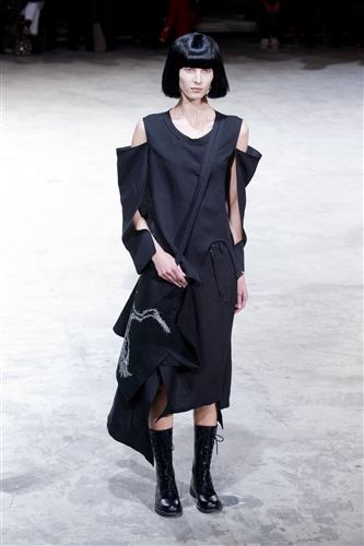 Yohji Yamamoto - Catwalk Yourself