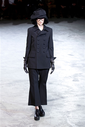 Yohji Yamamoto - Catwalk Yourself