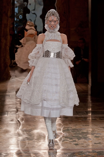 Alexander McQueen - Catwalk Yourself