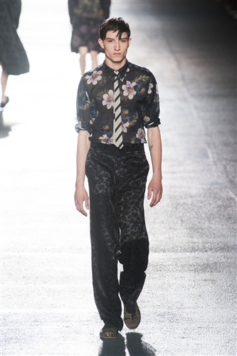 Dries Van Noten - Catwalk Yourself