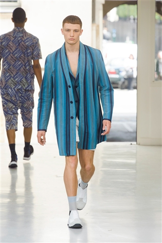 Issey Miyake Men - Catwalk Yourself