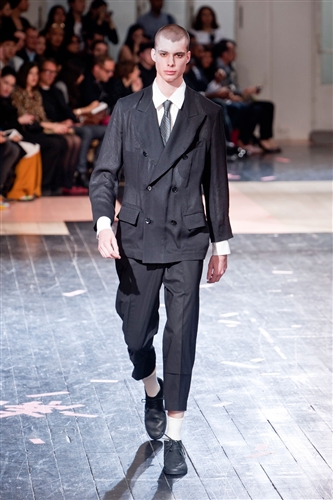 Yohji Yamamoto - Catwalk Yourself