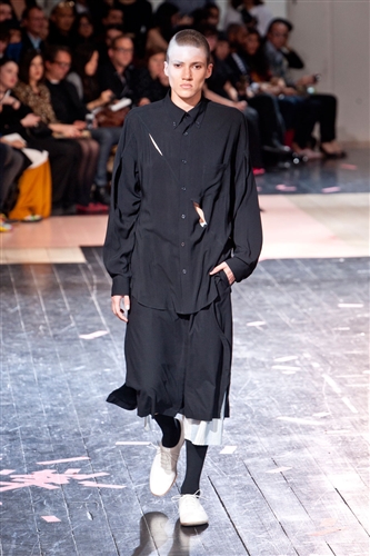 Yohji Yamamoto - Catwalk Yourself