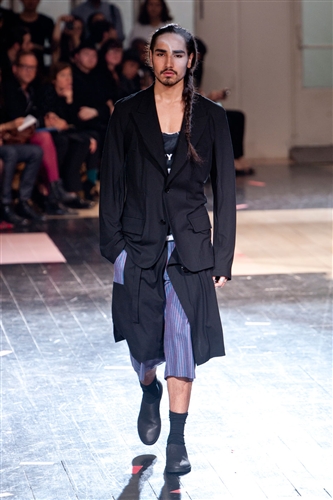 Yohji Yamamoto - Catwalk Yourself