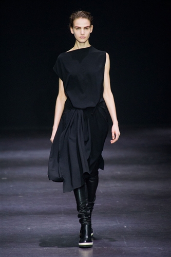 Ann Demeulemeester Autumn-Winter 2014 /2015 - Catwalk Yourself