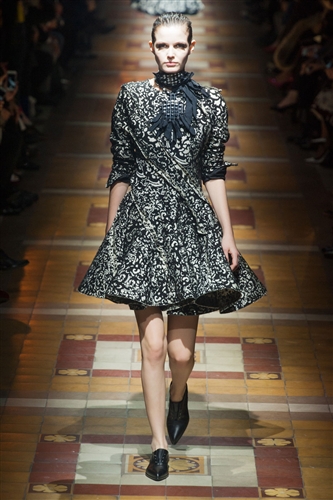 Lanvin Autumn-Winter 2014 /2015 - Catwalk Yourself