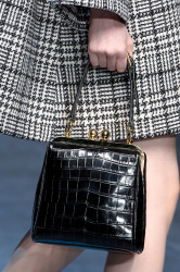 Trends_catwalk_yourself_AW13_bags_croc_dolceandgabbana_3