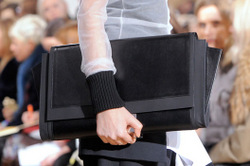 Trends_catwalk_yourself_AW13_bags_envelope_margiela_4