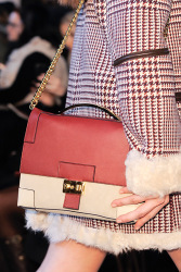 Trends_catwalk_yourself_AW13_bags_pastel_hilfiger
