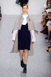 Trends_catwalk_yourself_AW13_cape_chloe