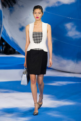 Trends_catwalk_yourself_AW13_dogtooth_dior_2