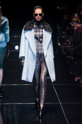 Trends_catwalk_yourself_AW13_dogtooth_gucci_4
