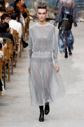 Trends_catwalk_yourself_AW13_grey_chanel_5
