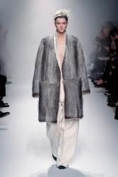 Trends_catwalk_yourself_AW13_grey_haider_ackermann_4