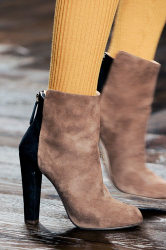 Trends_catwalkyourself_AW13_ankleboots_issa