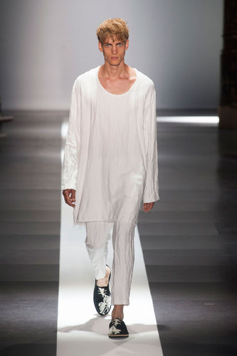 Ann Demeulemeester SS 2015 - Catwalk Yourself