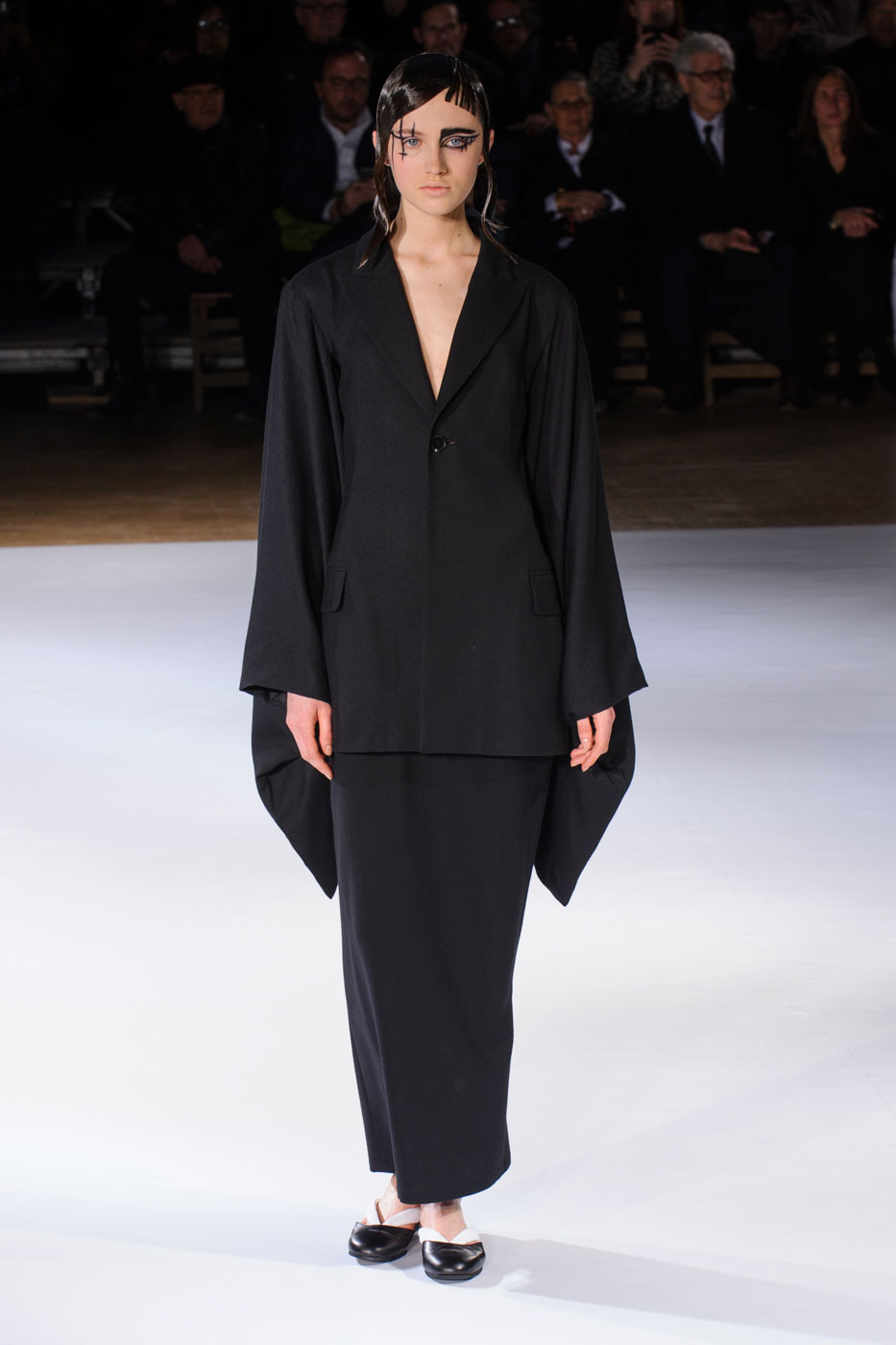 Yohji Yamamoto Women Autumn-Winter 2015