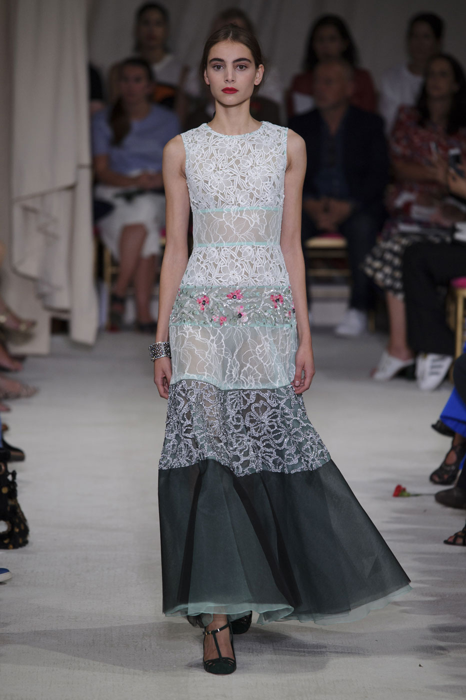 Oscar de la Renta Women Spring Summer 2016