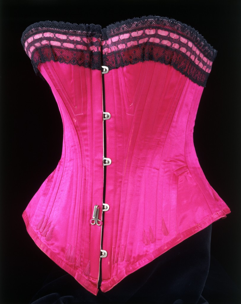 Corset_1890-1895_c_Victoria_and_Albert_Museum_London