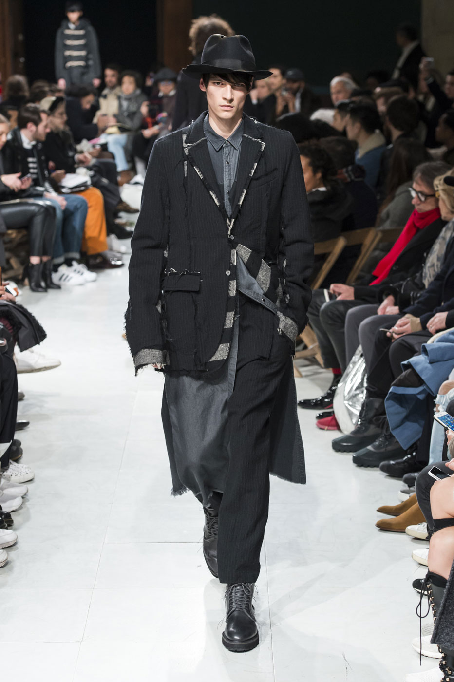 Maison Mihara Yasuhiro Man Autumn-Winter 2016-17