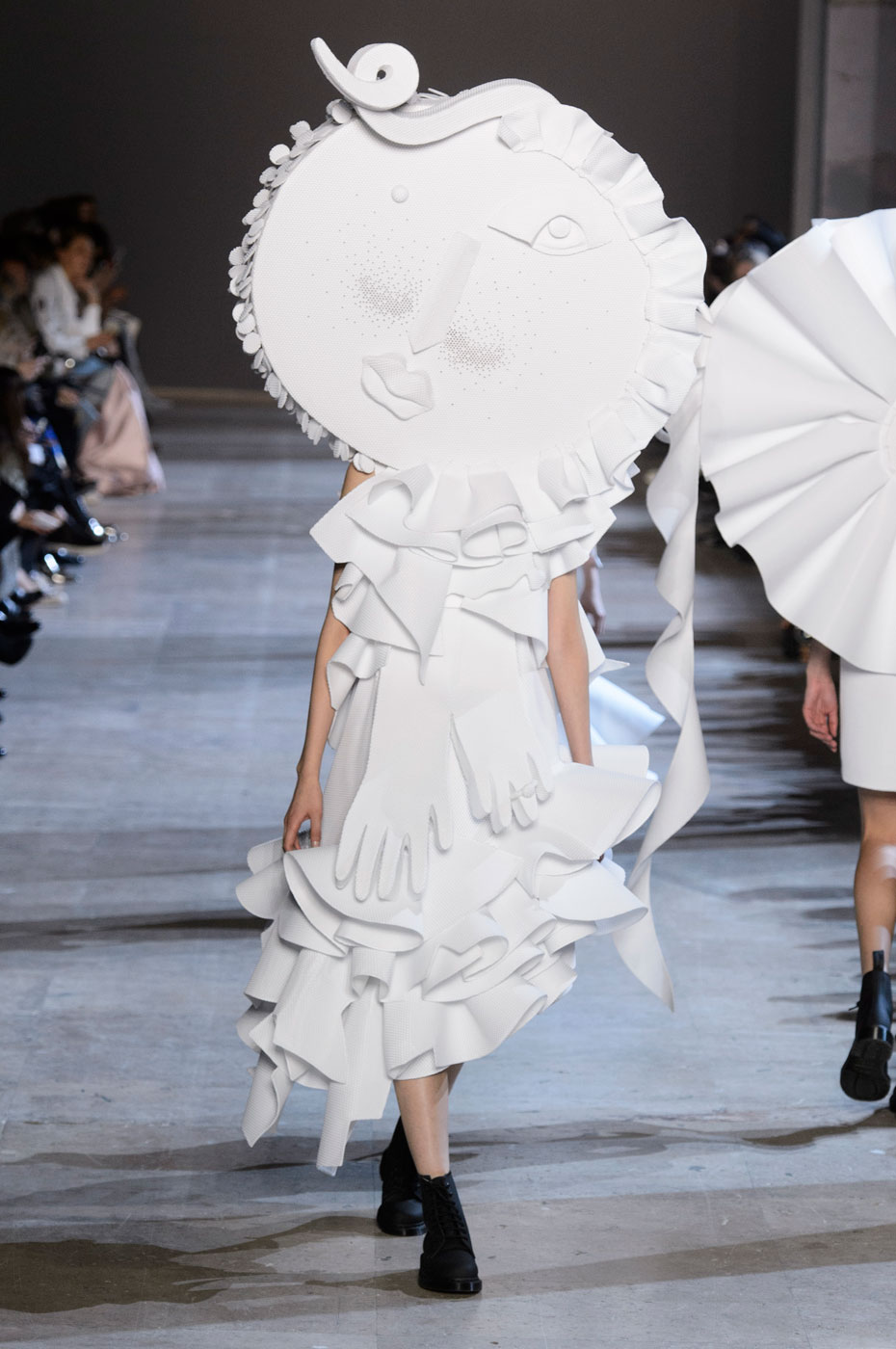 Viktor & Rolf Haute Couture Spring-Summer 2016