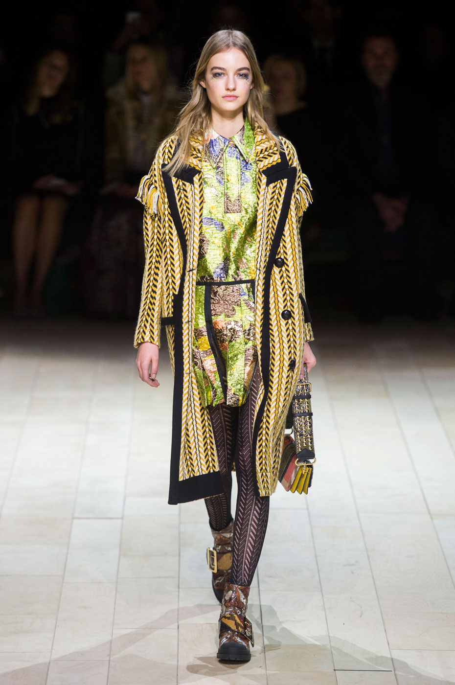 Burberry Woman Autumn-Winter 2016