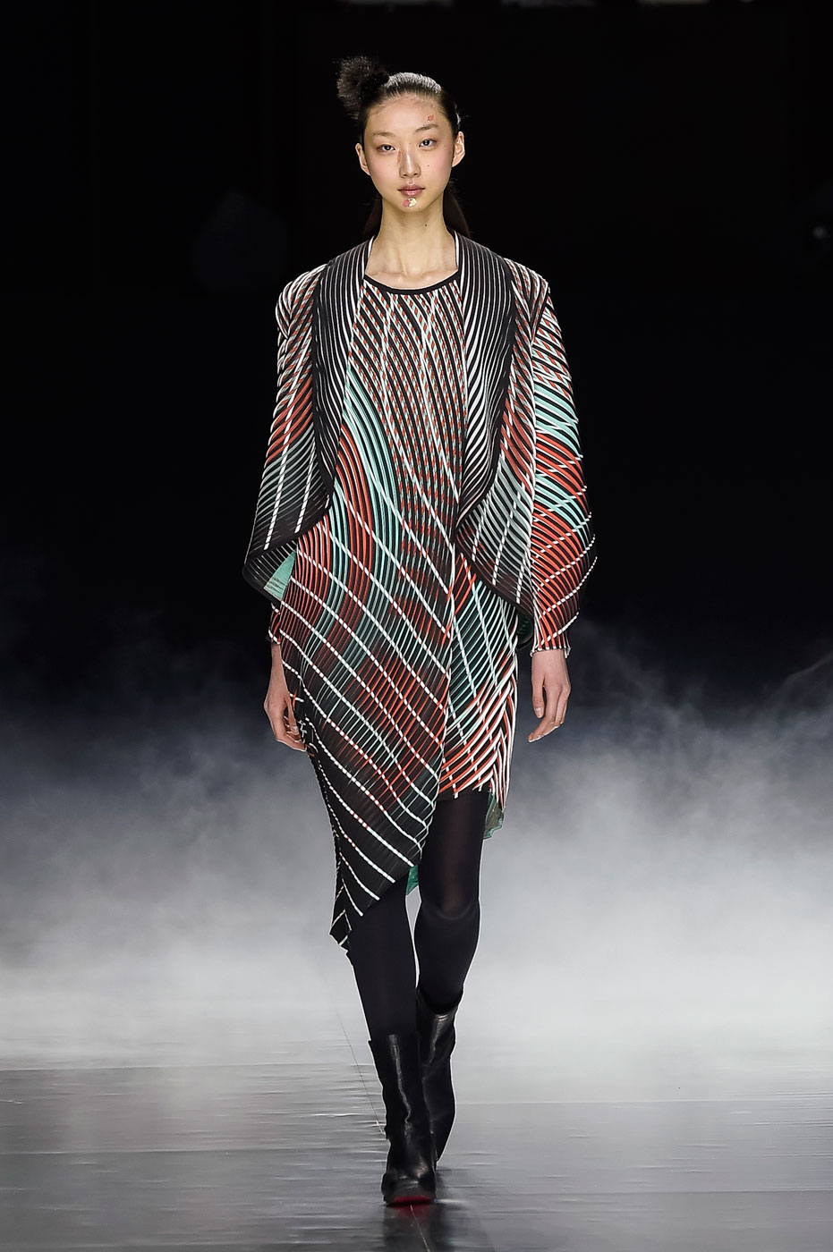 Issey Miyake Woman Autumn-Winter 2016