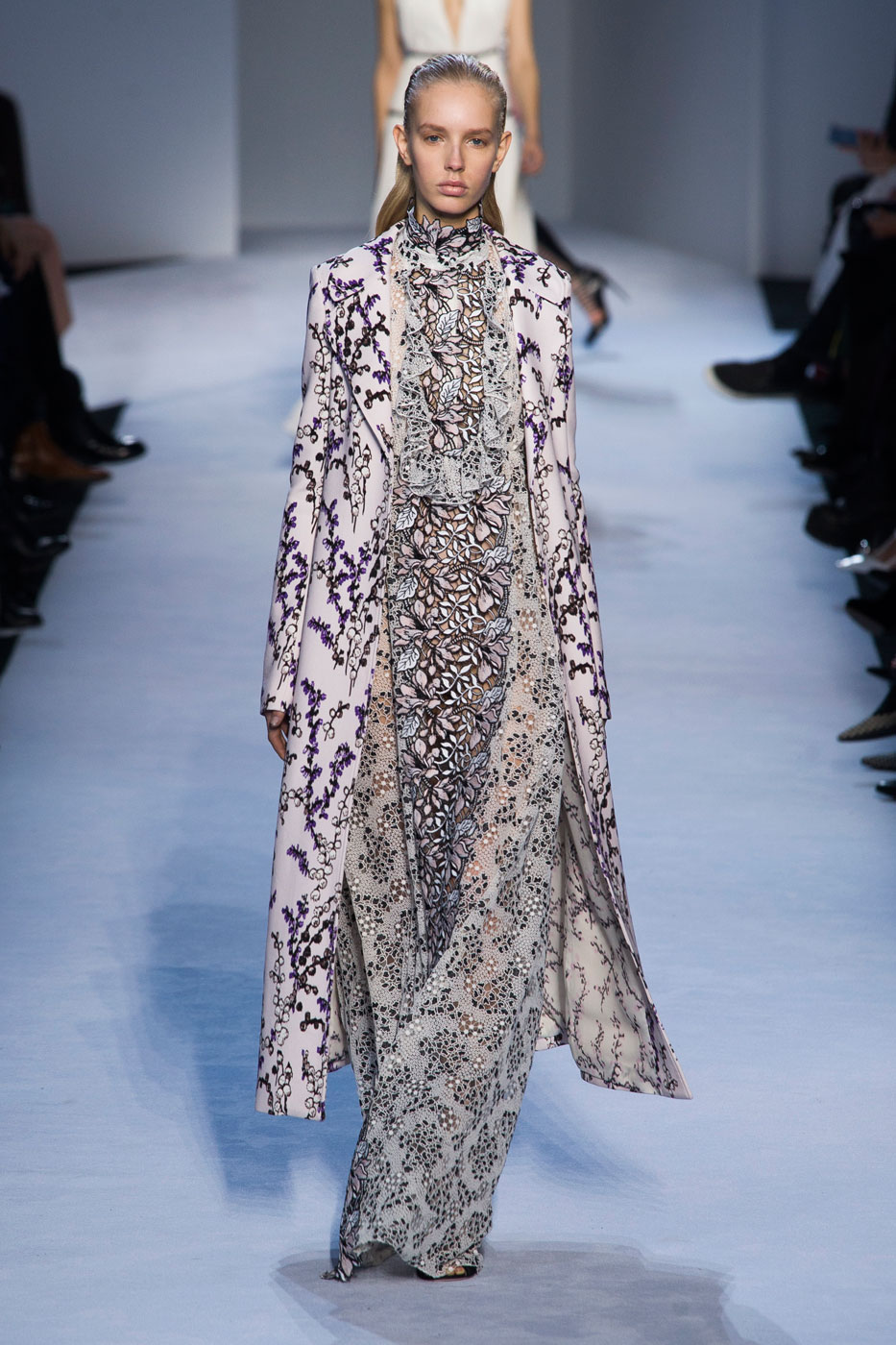 Giambattista Valli Woman Autumn-Winter 2016