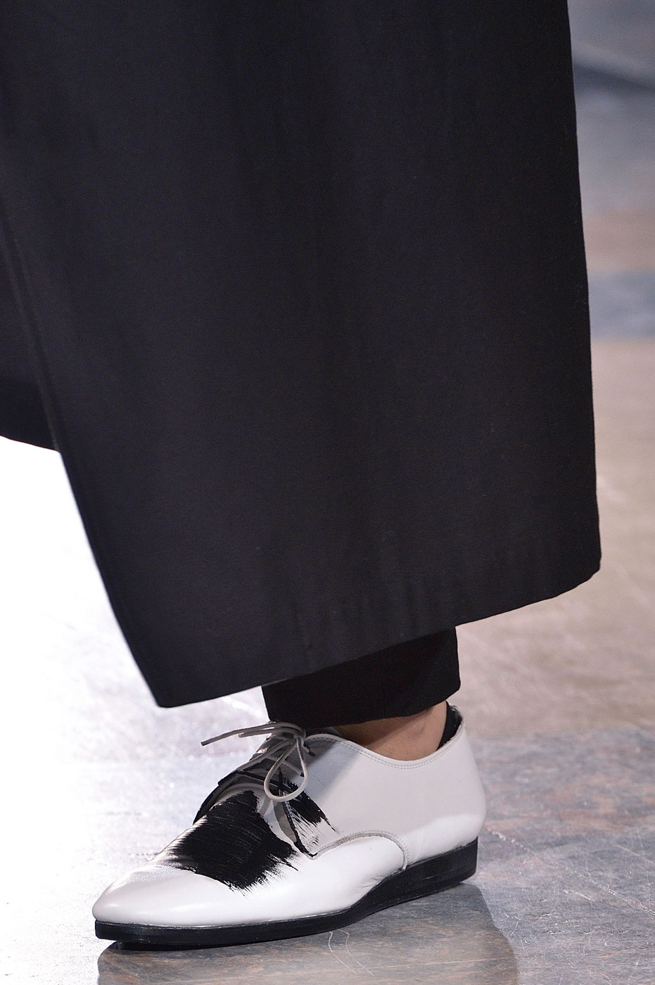 Yohji Yamamoto Woman Autumn-Winter 2016