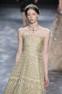 Marchesa RF16 1404